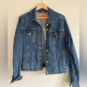 Classic Levi’s denim jacket